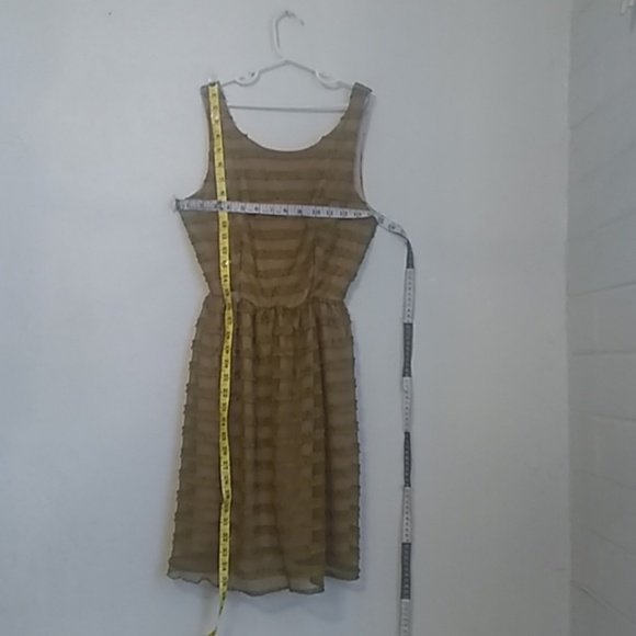 mistic S midy dres tan color - Picture 3 of 5